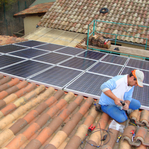 Finas - Fitec - Installation de photovoltaique a Genay